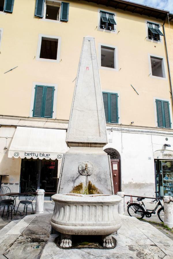 Luxury Apartment Residence La Fontana Lucca Exteriör bild